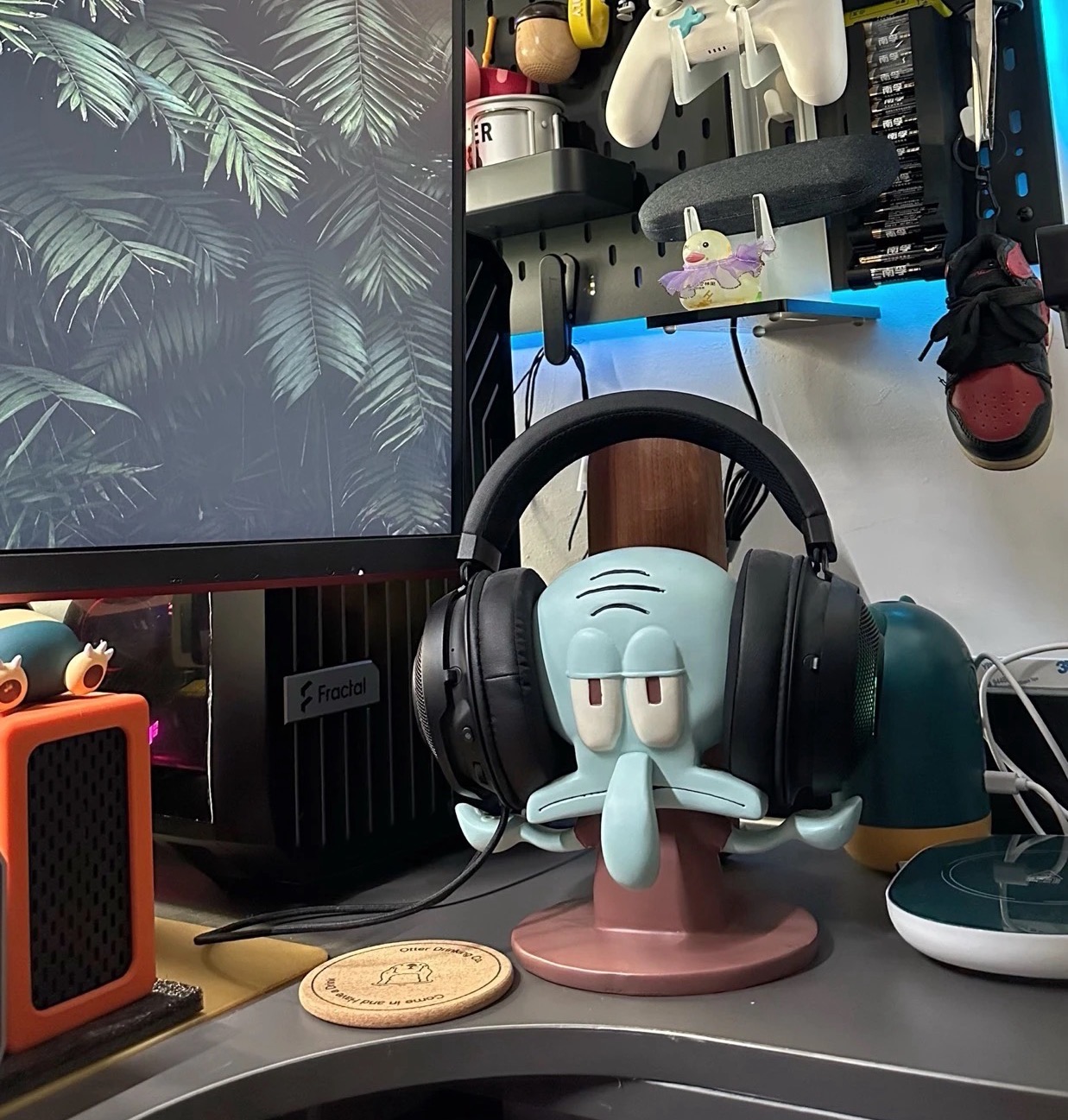 2026 New Original SpongeBob Sq - Headphone Stand Desk review and price